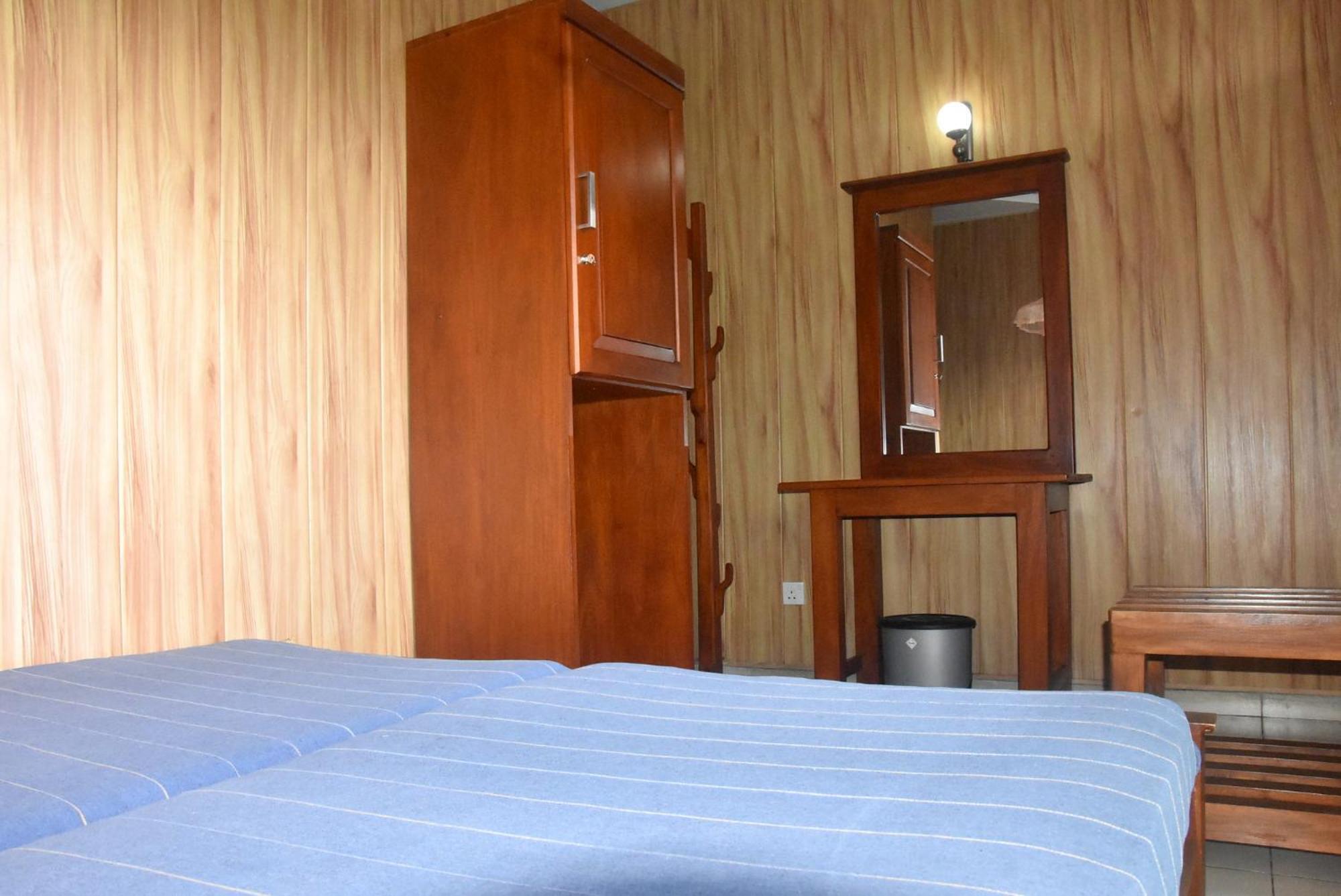 Rathna Gems Halt Hotel Ratnapura Luaran gambar