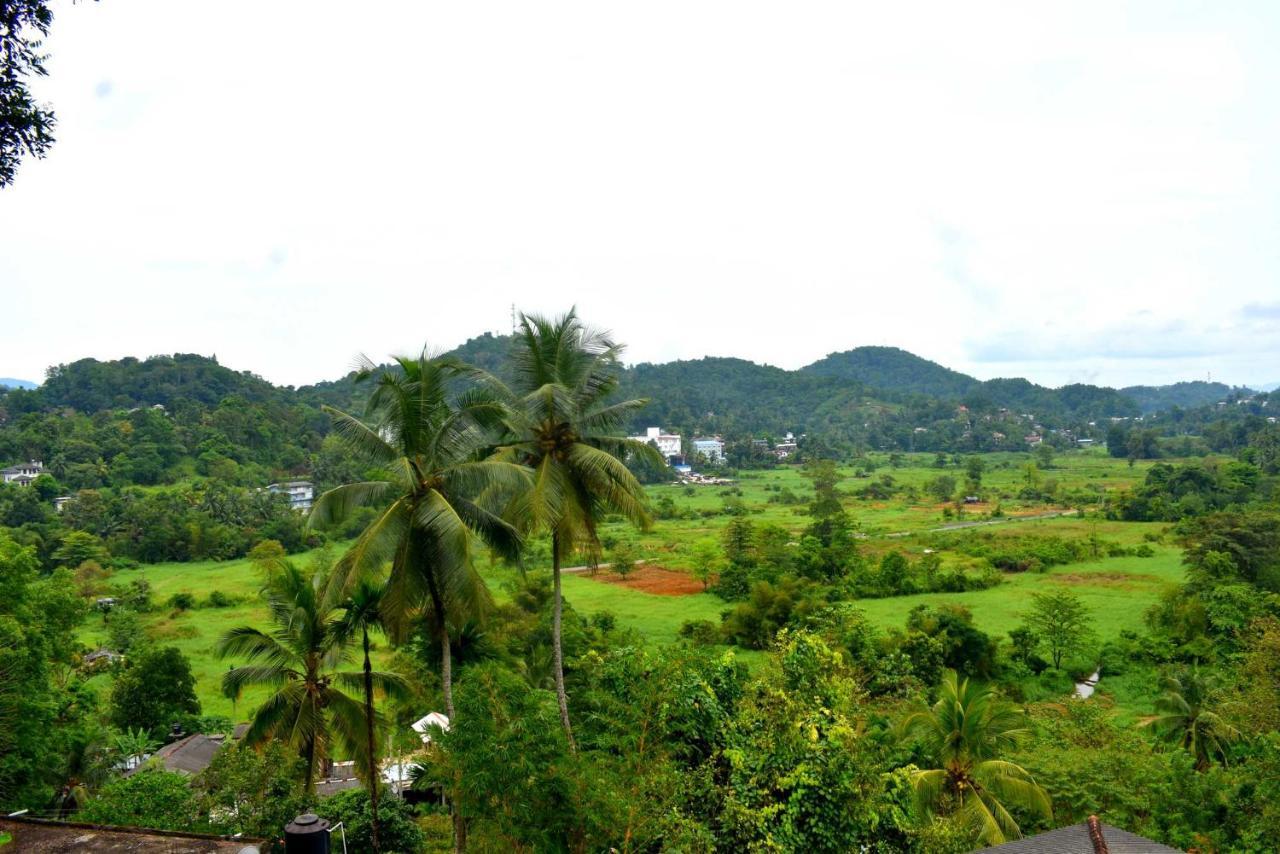 Rathna Gems Halt Hotel Ratnapura Luaran gambar