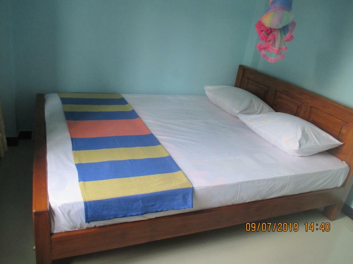 Rathna Gems Halt Hotel Ratnapura Luaran gambar